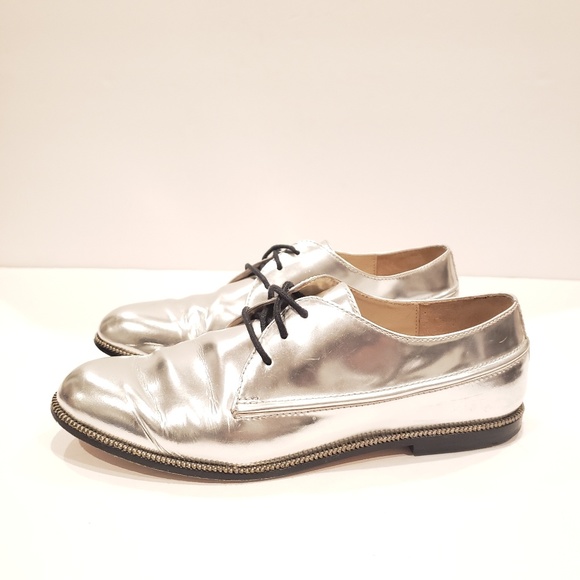 KORS Michael Kors Shoes - Kors Michael Kors womens silver oxford 7m